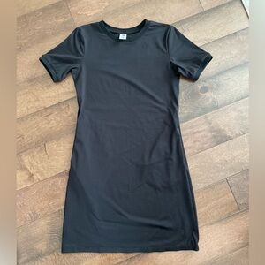 Senita Athletics Black Refresh Dress Size Small